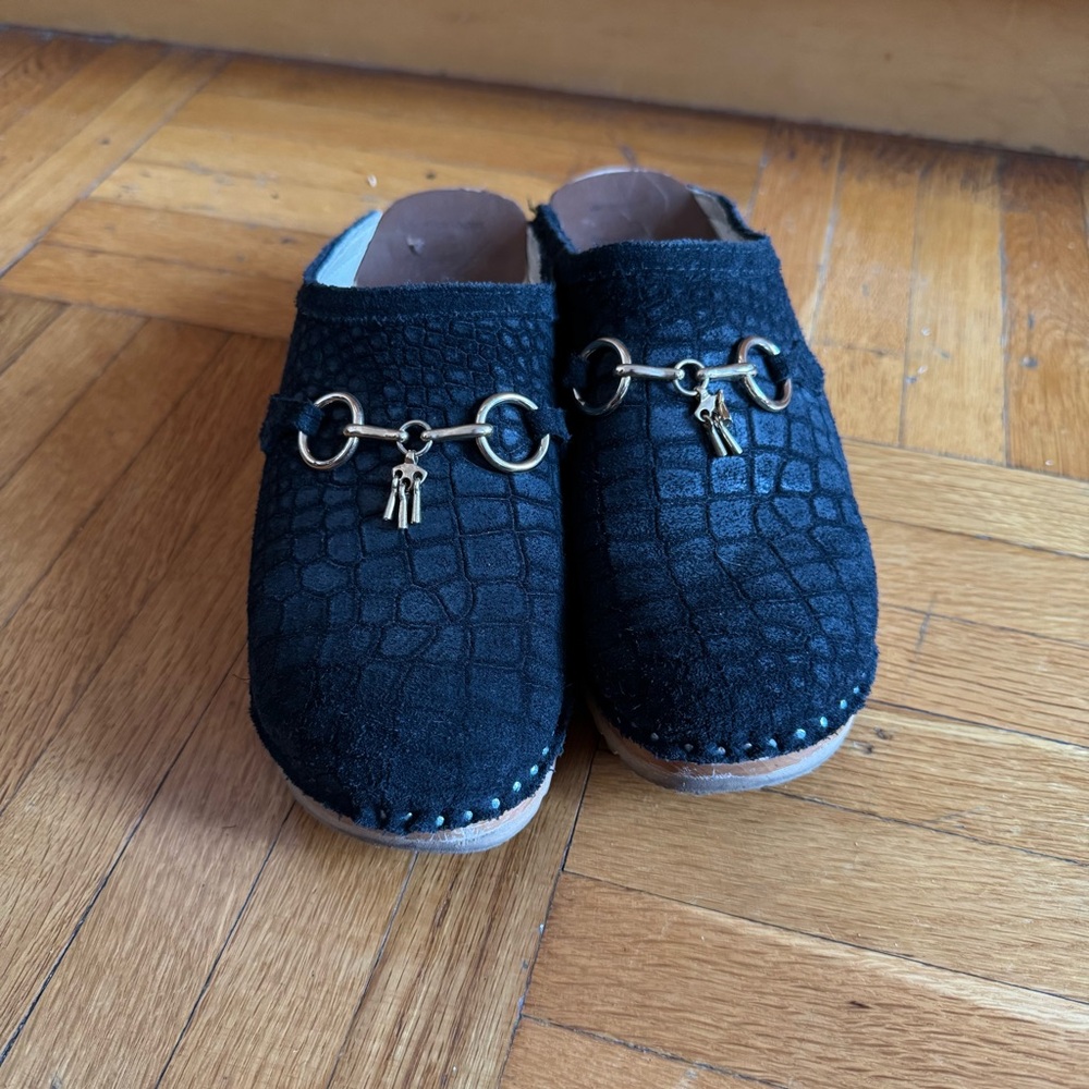 Needles x Troentorp - Swedish Clog with Tassel Bit Black Alligator (37)